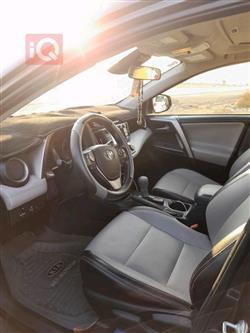 تۆیۆتا ڕاڤ 4